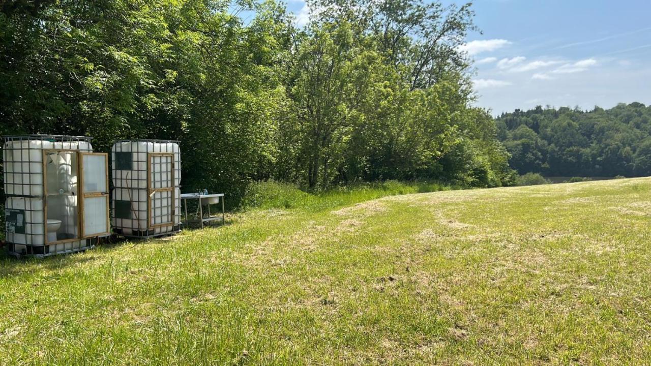 Balcombe Quirky Vintage Horsebox Conversion With Stunning Views Of Ardingly Reservoir מראה חיצוני תמונה